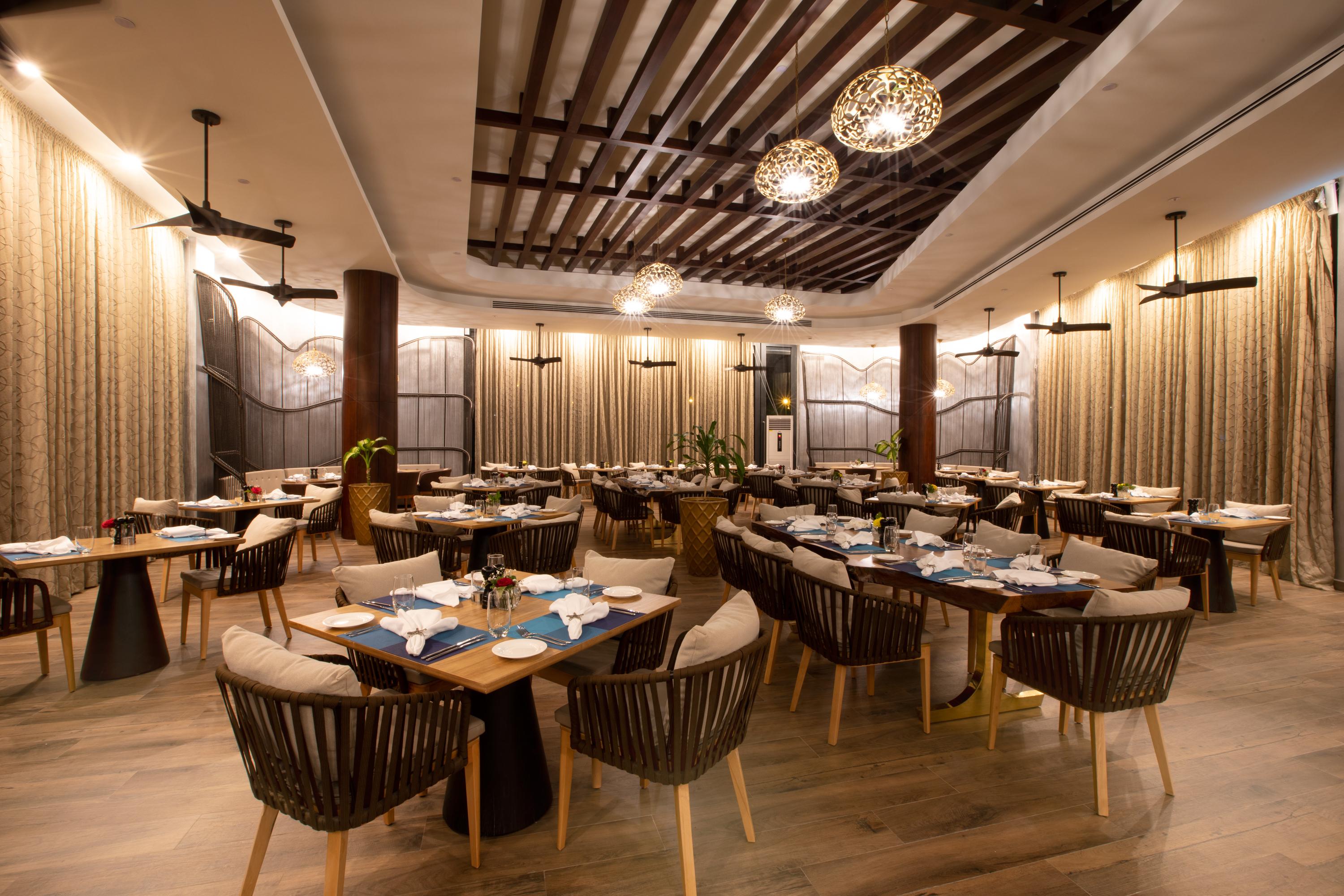 Millennium Resort Salalah Exterior foto The restaurant