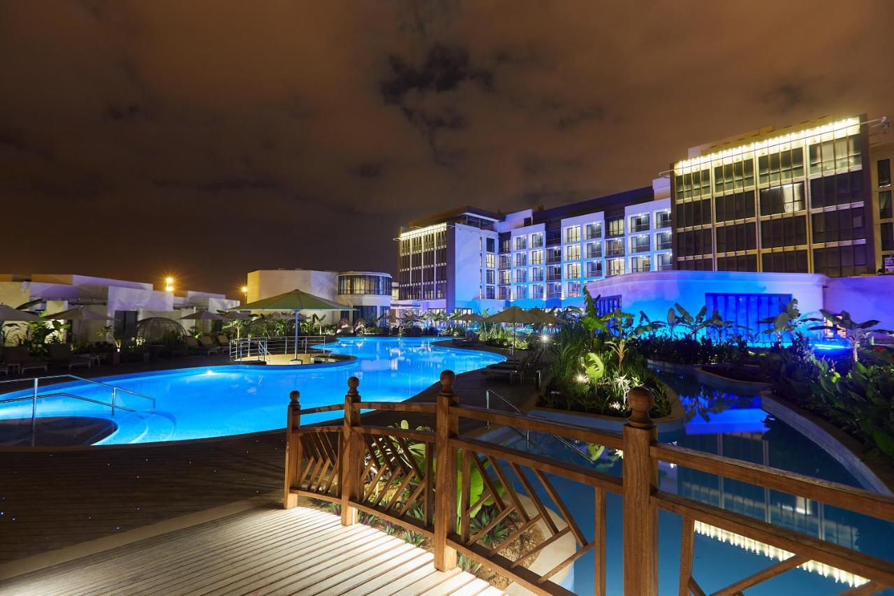 Millennium Resort Salalah Exterior foto The Atlantis Hotel